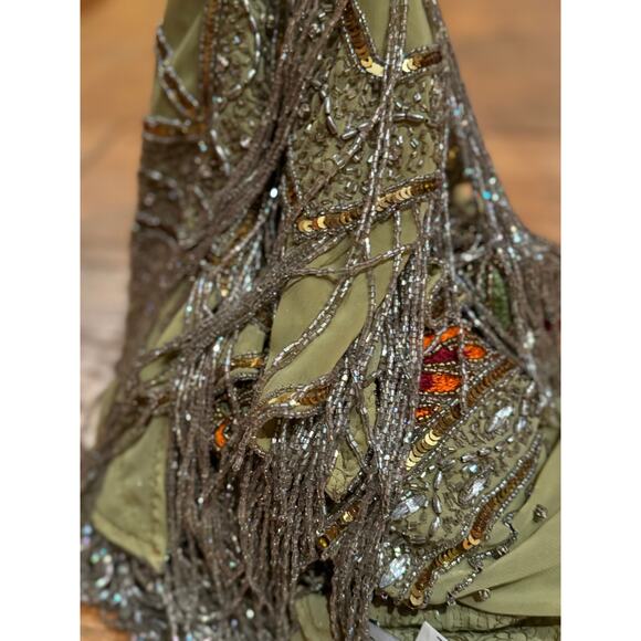 Unique Vintage 1920s Green & Silver Embroidered & Hand Beaded 
Flapper Dress (L) - Picture 9 of 9